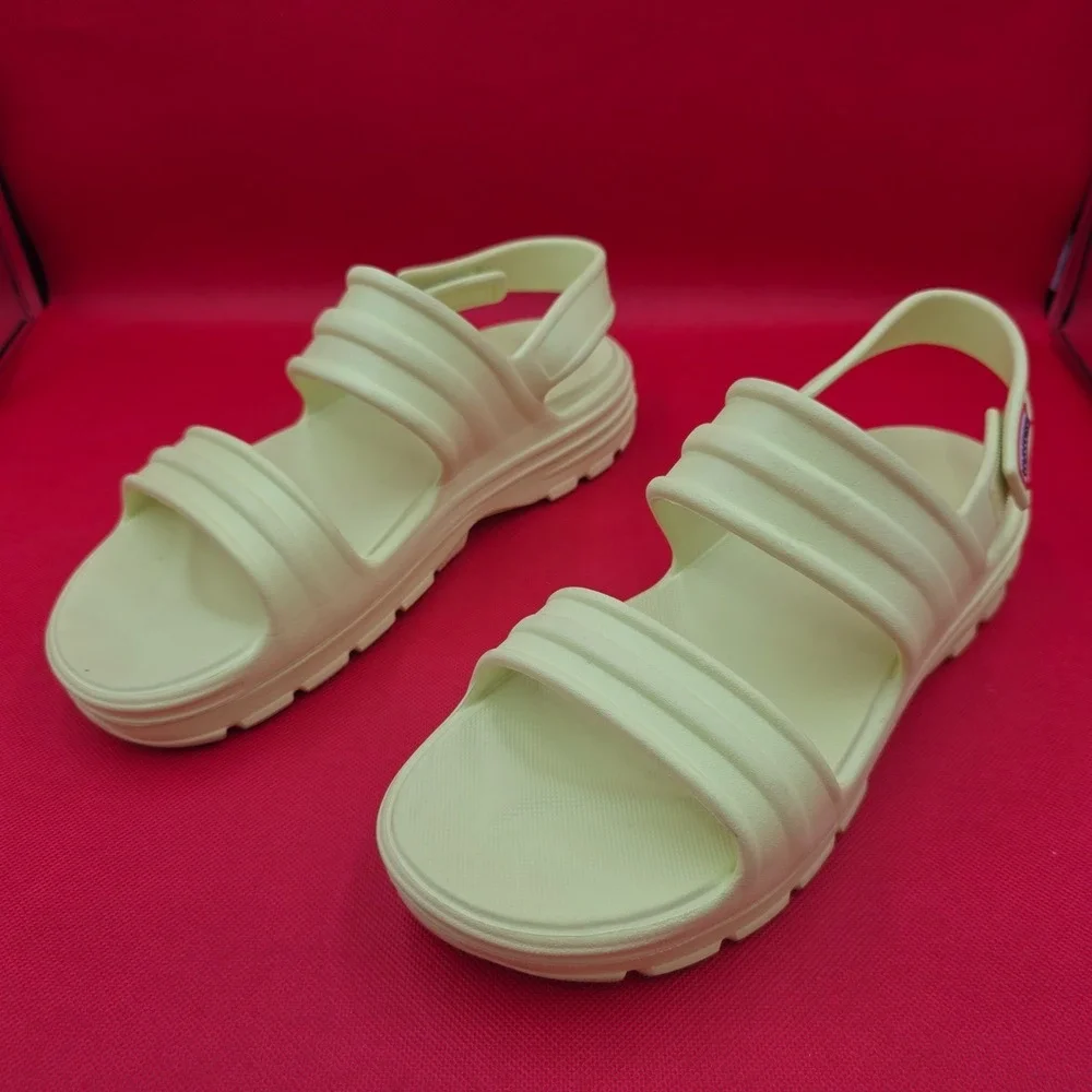 Women's HUNTER Bloom Algae Foam Adjustable Strap Sandals Safety Yellow Size 10